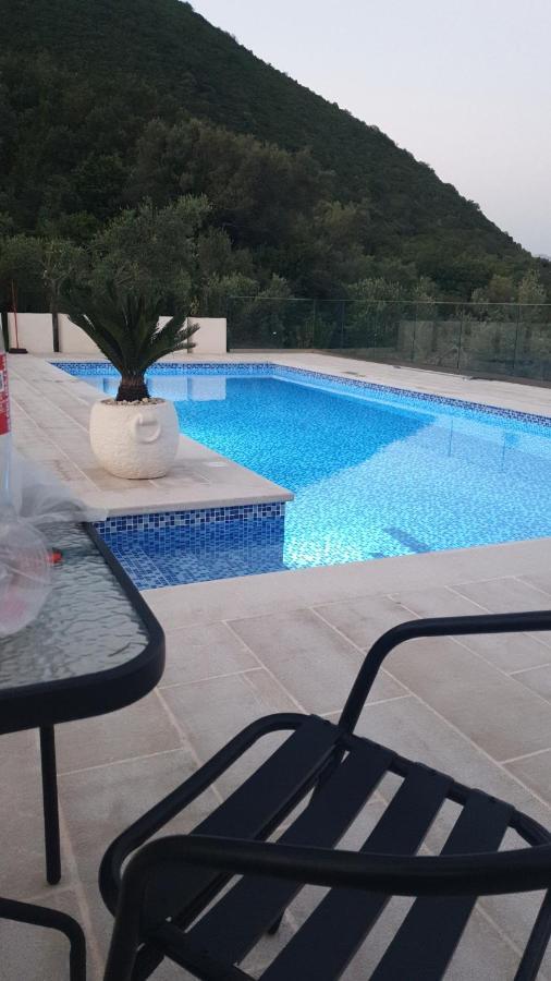 Apartments Blazevic Herceg Novi Esterno foto