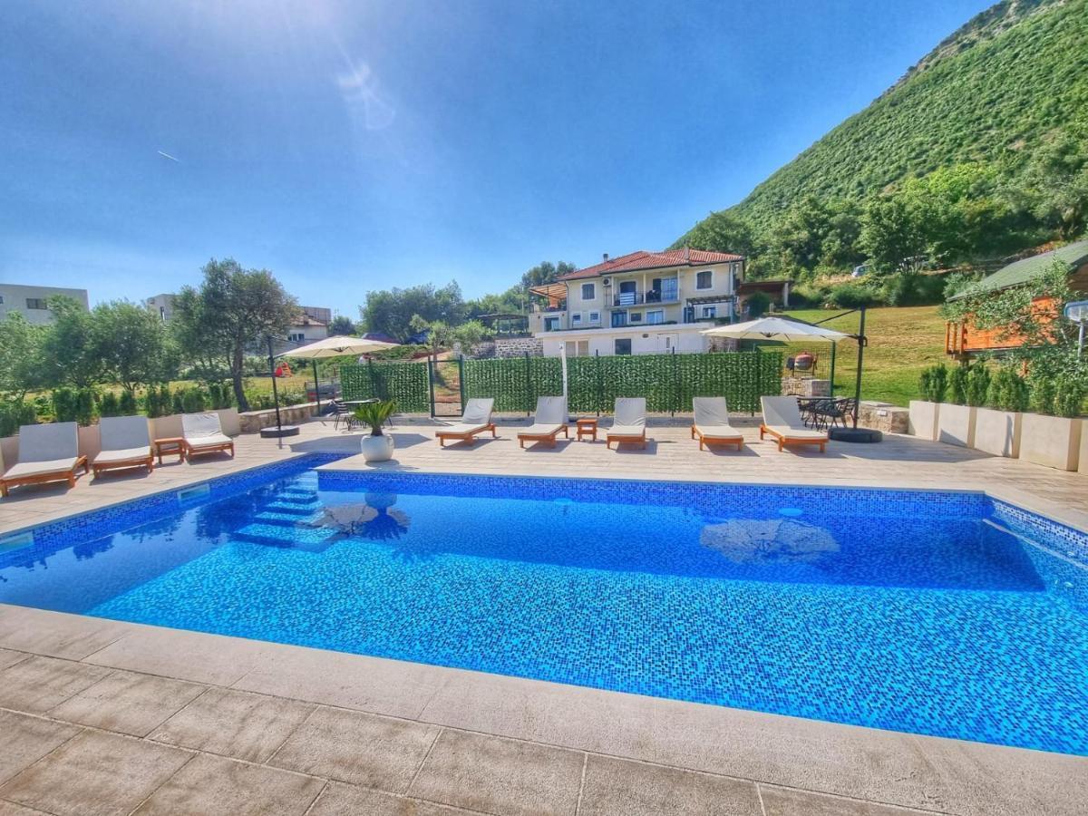 Apartments Blazevic Herceg Novi Esterno foto