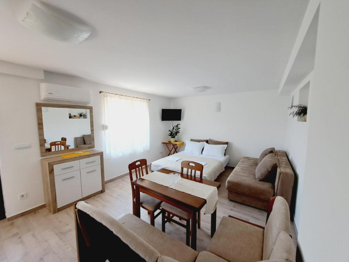 Apartments Blazevic Herceg Novi Esterno foto