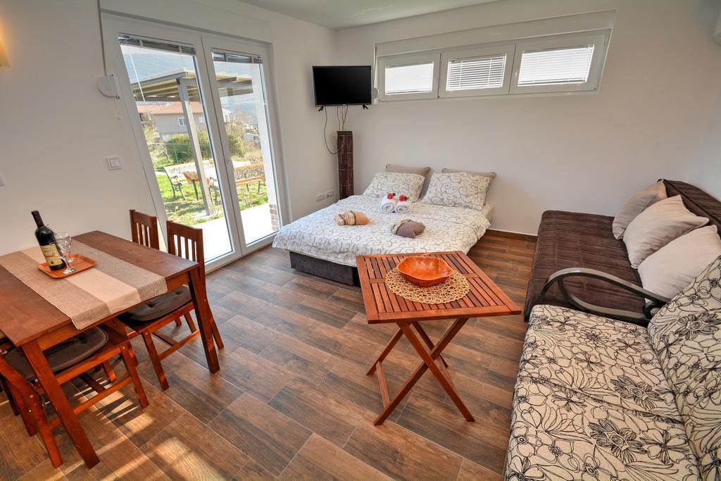 Apartments Blazevic Herceg Novi Esterno foto